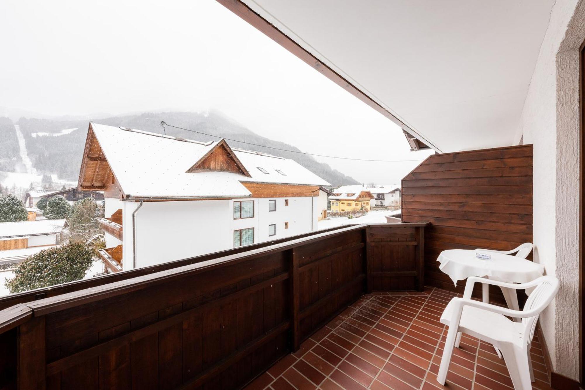 Fruehstueckspension-Appartementhaus Wasserer Bad Kleinkirchheim Eksteriør bilde